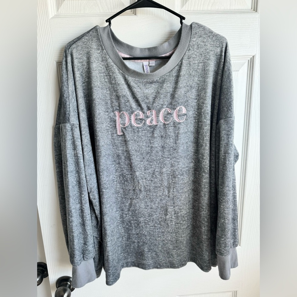 Joyspun Women’s Gray Sweatshirt with Pink ‘Peace’ Accent